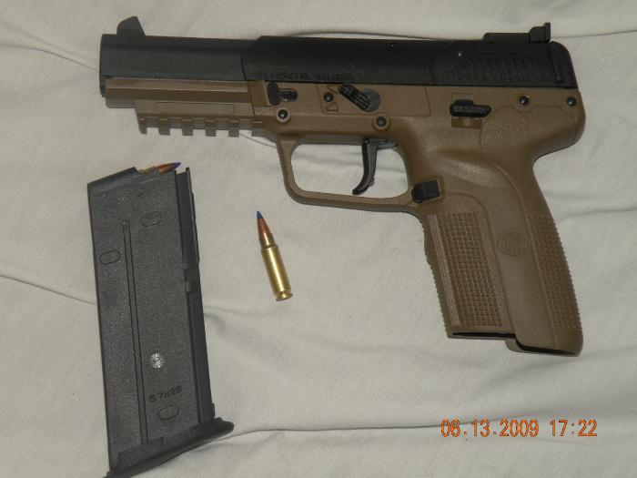 FN Five-Seven 5.57mm 9175650 - GunAuction.com